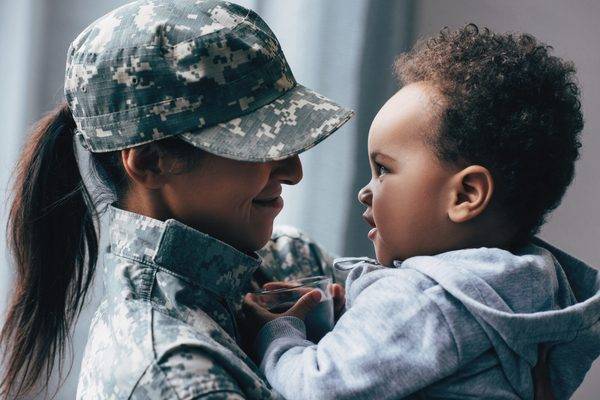  Military Moms May Get More Maternity Leave