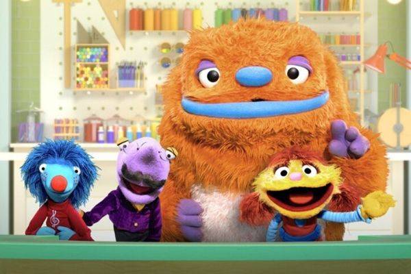 Sesame Street Helpsters feature