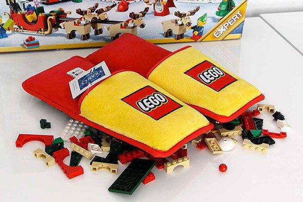  Anti-LEGO slippers—Yes, Please